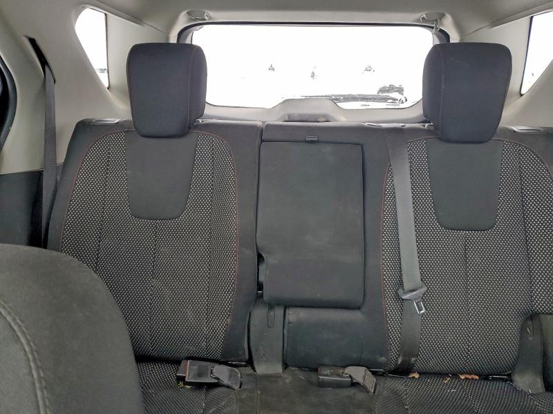 Фото 10 - CHEVROLET EQUINOX