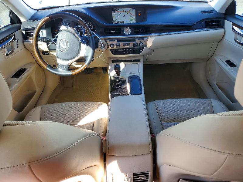 Фото 8 - LEXUS ES350