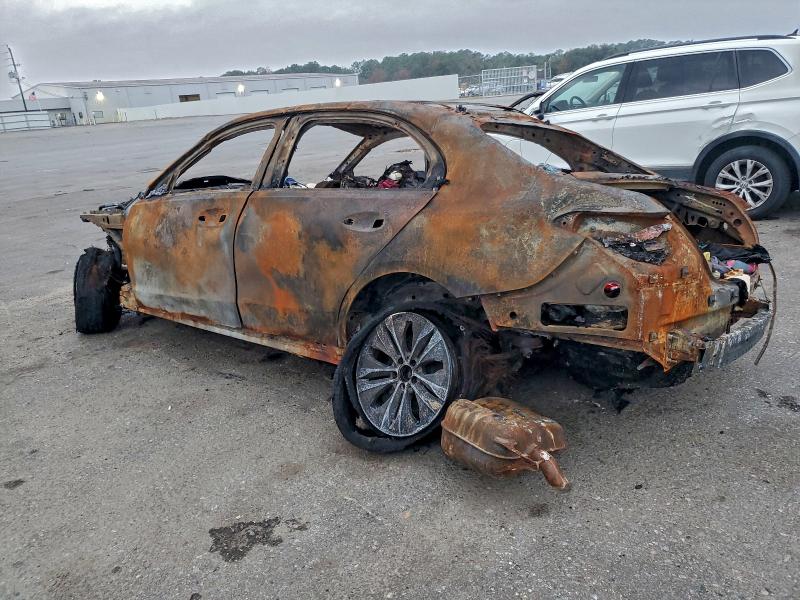 Фото 2 - MERCEDES-BENZ C-CLASS