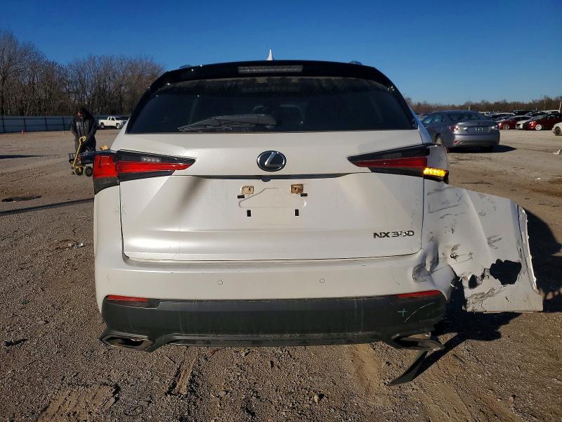 Фото 6 - LEXUS NX