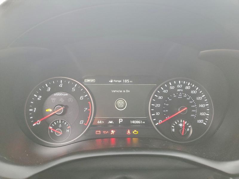 Фото 9 - KIA STINGER