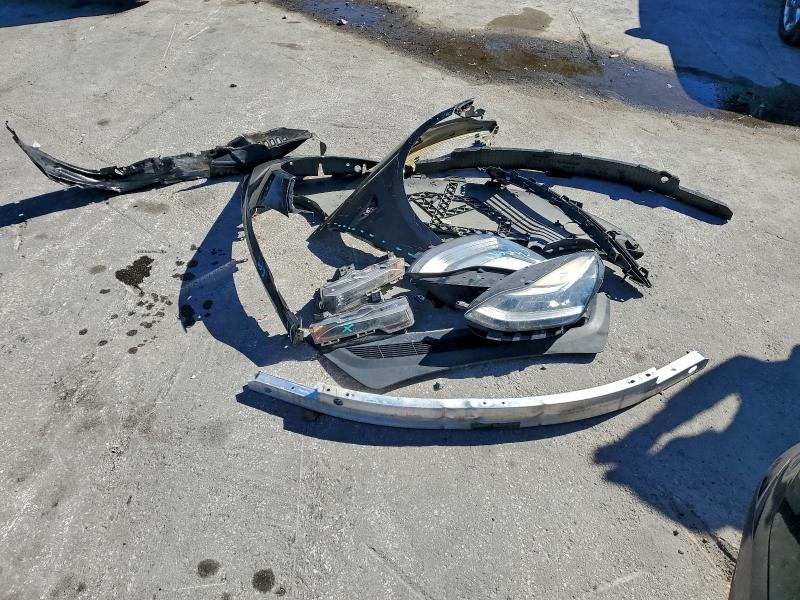 Фото 12 - TESLA MODEL 3