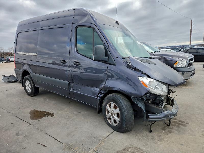 Фото 4 - MERCEDES-BENZ SPRINTER