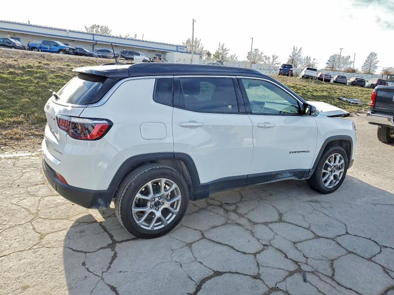 Фото 3 - JEEP COMPASS