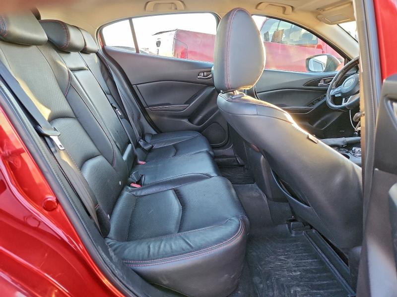 Фото 10 - MAZDA 3