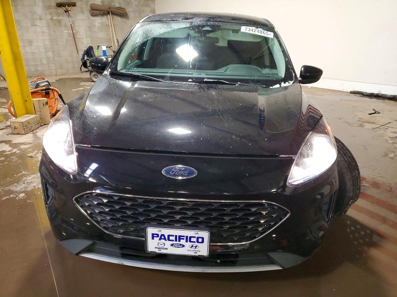 Фото 5 - FORD ESCAPE