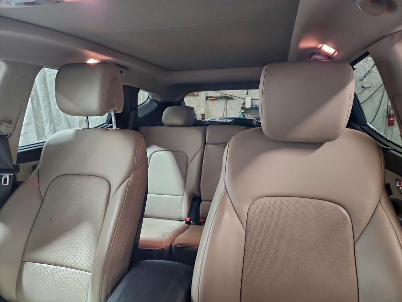 Фото 10 - HYUNDAI SANTA FE