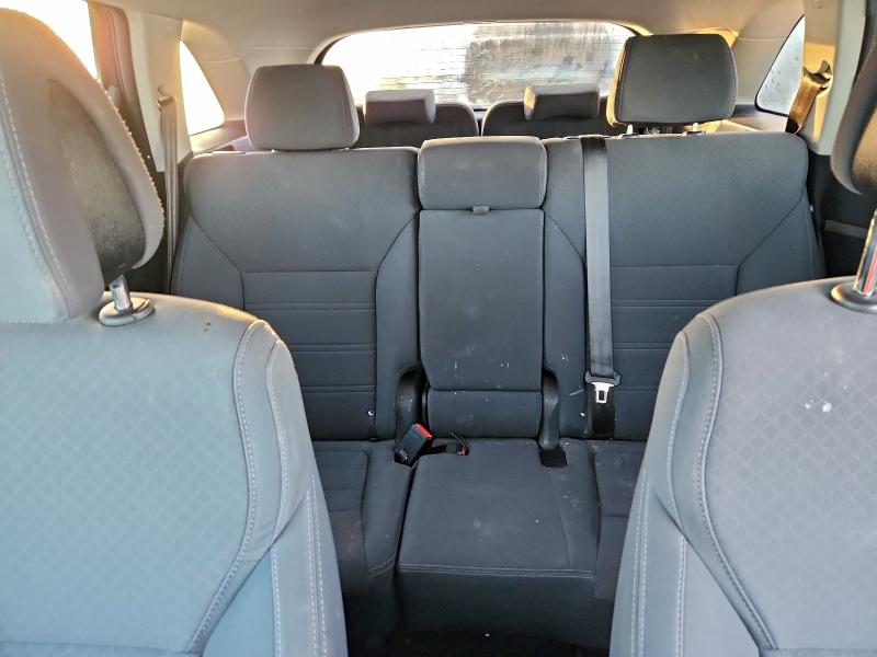 Фото 10 - KIA SORENTO