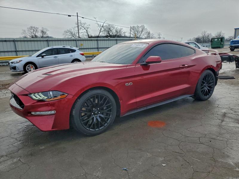 Фото 1 - FORD MUSTANG