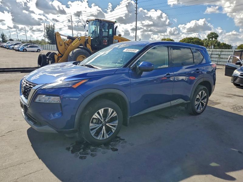 Фото 1 - NISSAN ROGUE