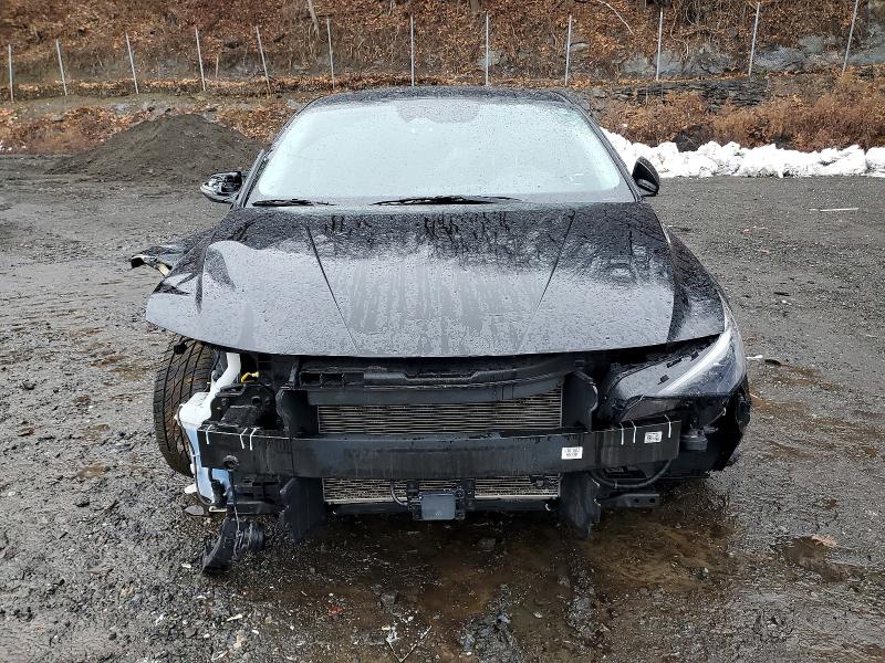 Фото 5 - HYUNDAI ELANTRA