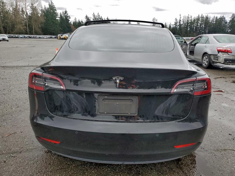 Фото 6 - TESLA MODEL 3