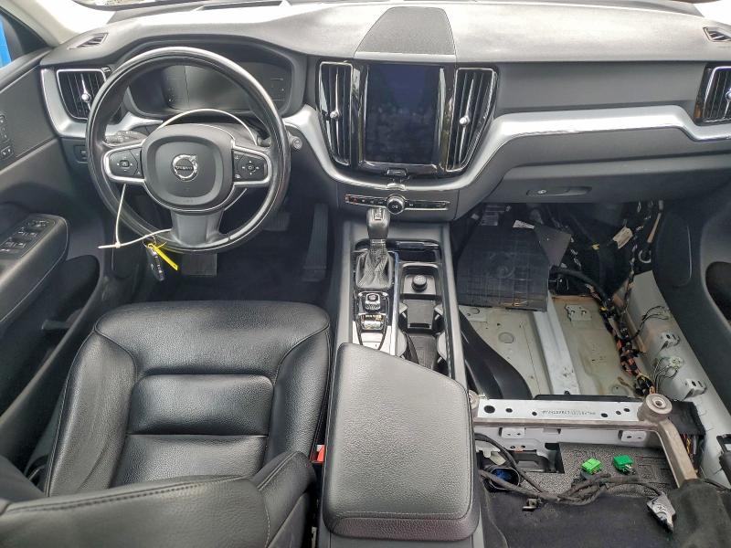 Фото 8 - VOLVO XC60