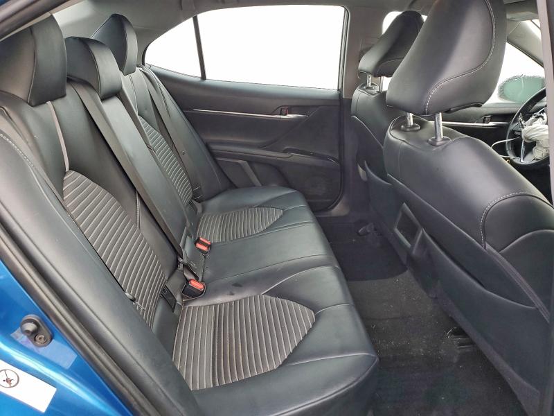 Фото 10 - TOYOTA CAMRY