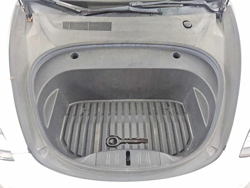 Фото 11 - TESLA MODEL 3