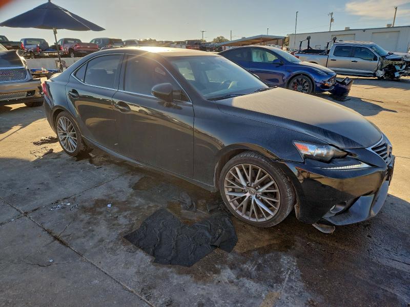 2016 LEXUS IS