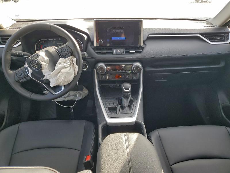 Фото 8 - TOYOTA RAV4