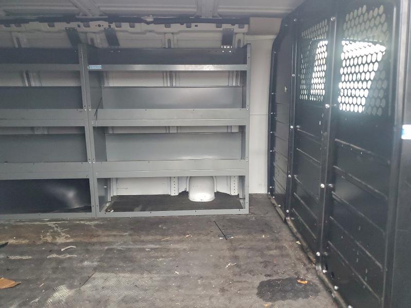 Фото 10 - GMC SAVANA