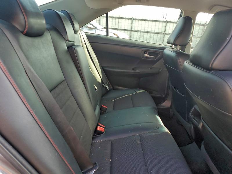 Фото 10 - TOYOTA CAMRY