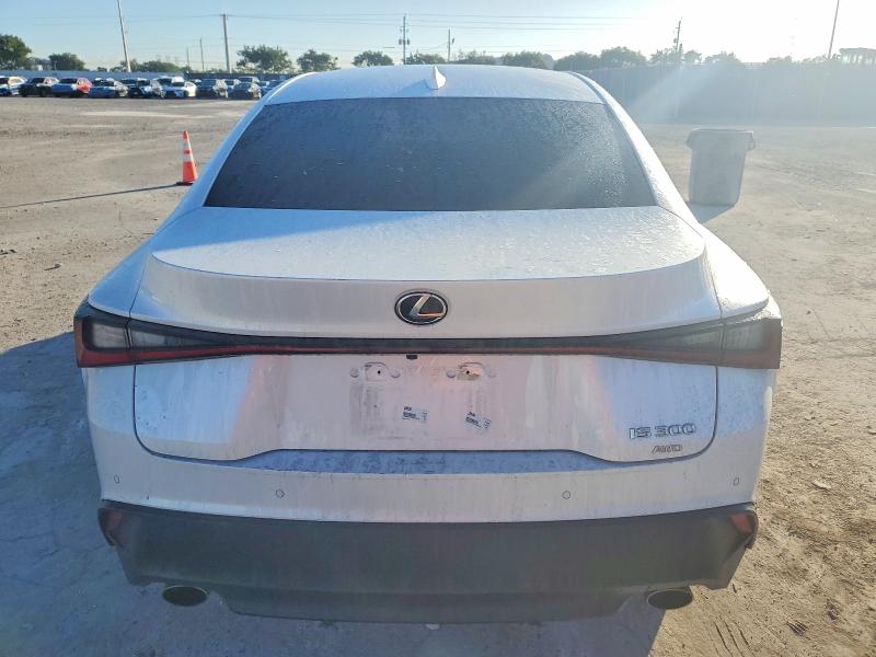 Фото 6 - LEXUS IS