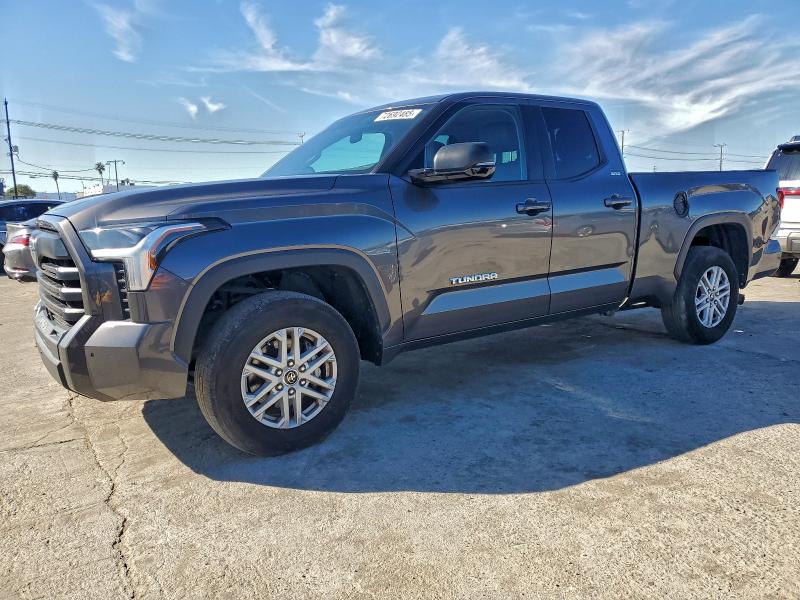 Фото 1 - TOYOTA TUNDRA