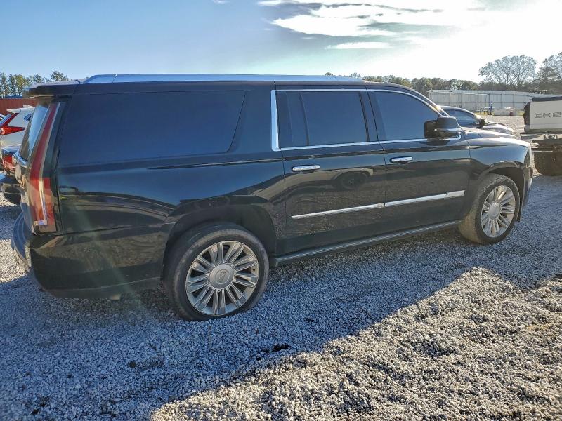 Фото 3 - CADILLAC ESCALADE