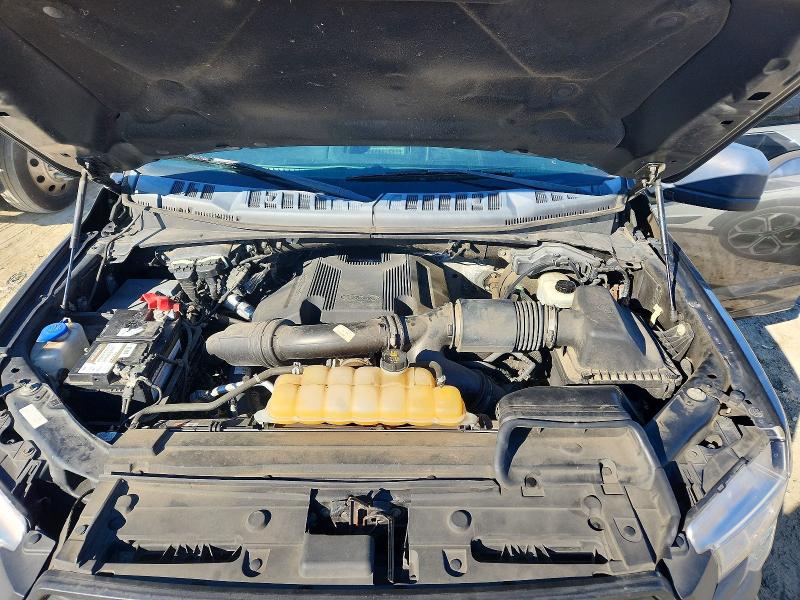 Фото 11 - FORD F150