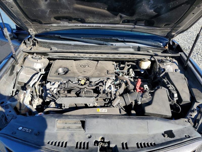 Фото 11 - TOYOTA CAMRY