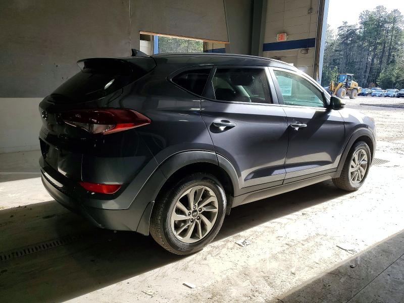 Фото 3 - HYUNDAI TUCSON