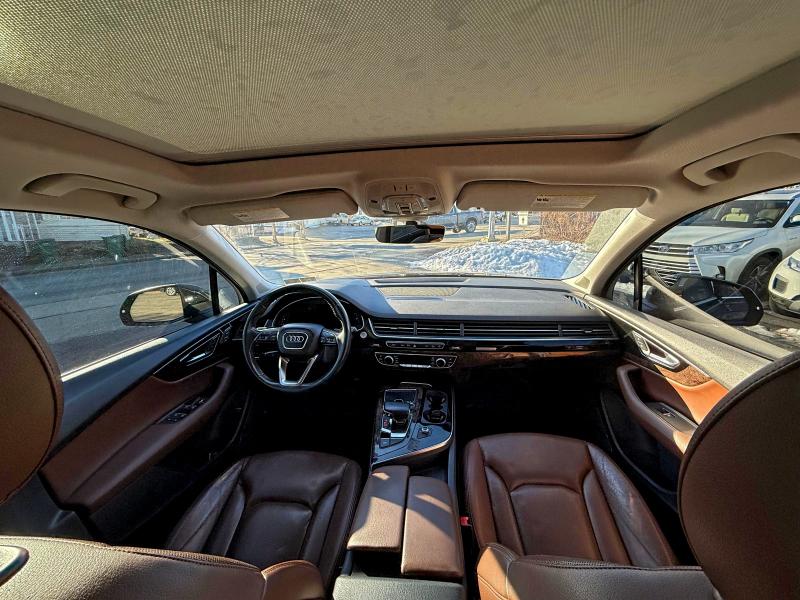 Фото 8 - AUDI Q7