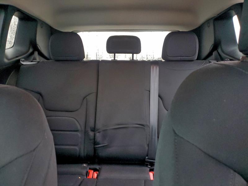 Фото 10 - JEEP RENEGADE