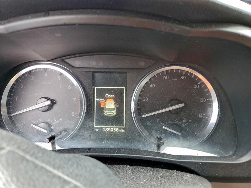 Фото 9 - TOYOTA HIGHLANDER