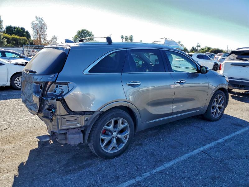 Фото 3 - KIA SORENTO