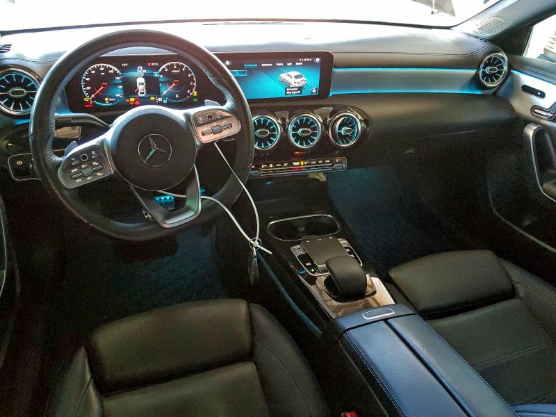 Фото 8 - MERCEDES-BENZ A-CLASS