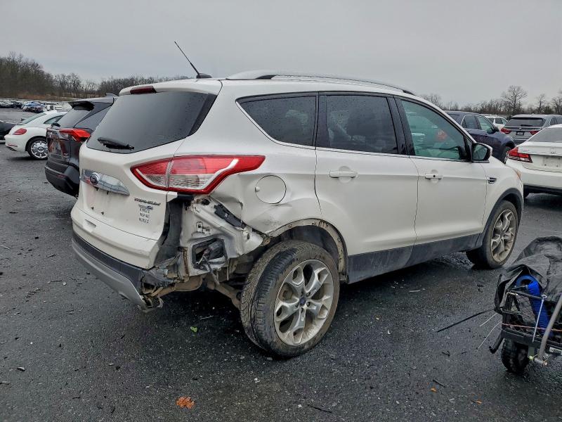 Фото 3 - FORD ESCAPE