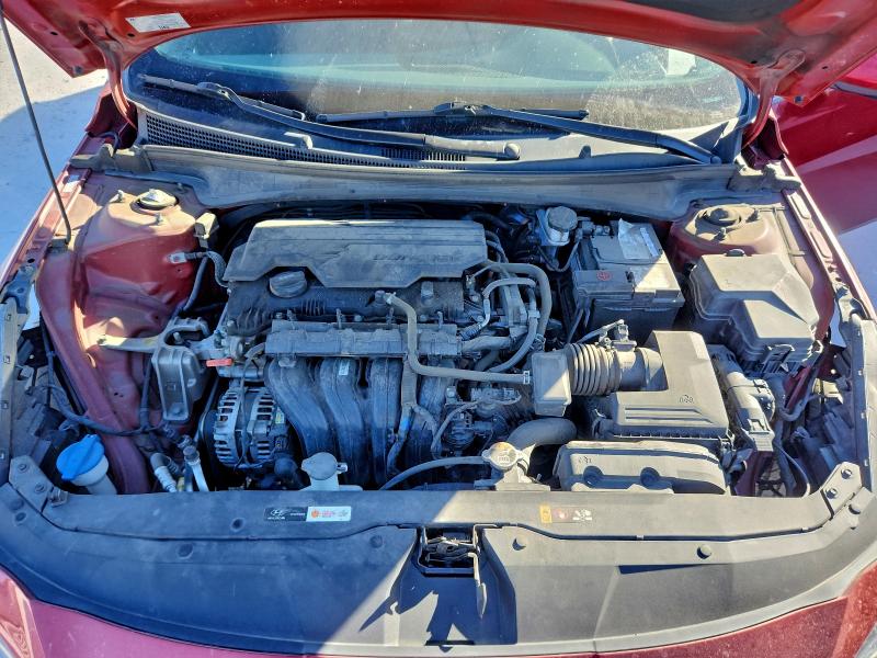 Фото 11 - HYUNDAI ELANTRA