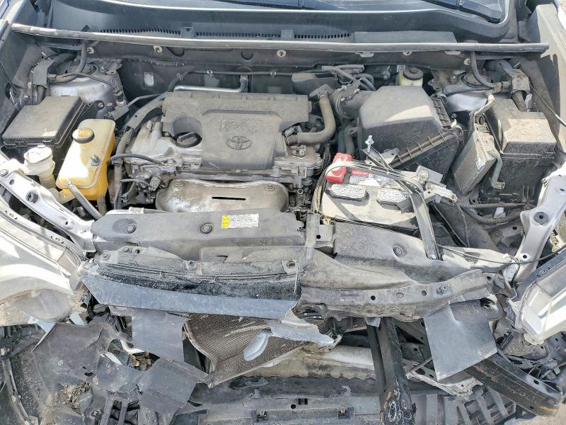 Фото 12 - TOYOTA RAV4