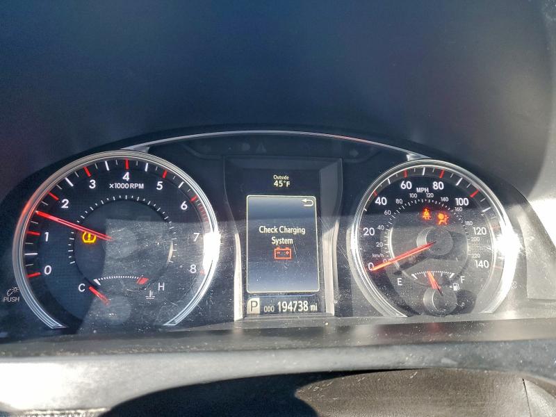 Фото 9 - TOYOTA CAMRY