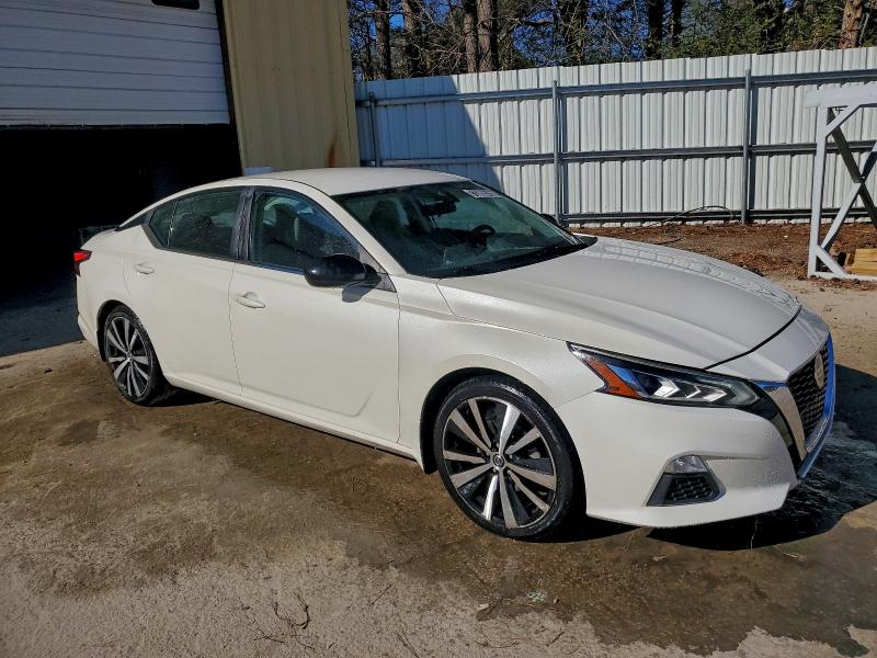 Фото 4 - NISSAN ALTIMA