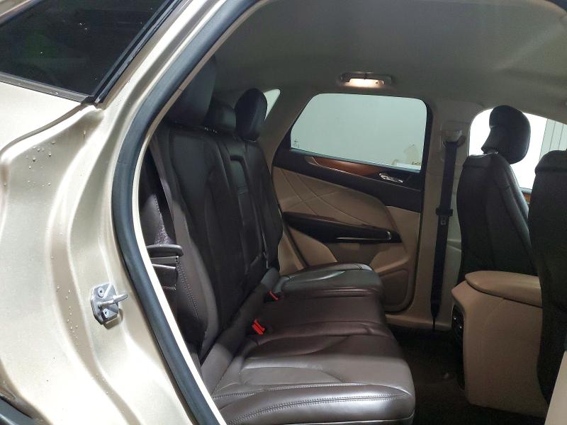 Фото 11 - LINCOLN MKC