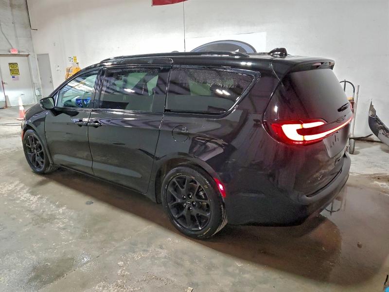 Фото 2 - CHRYSLER PACIFICA