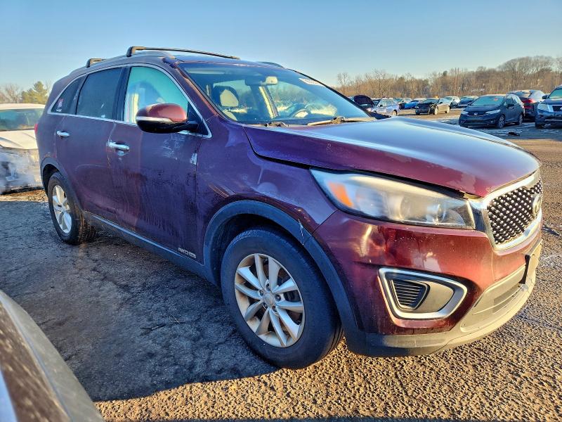 Фото 4 - KIA SORENTO