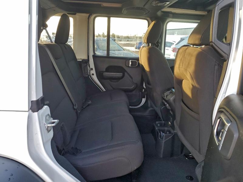 Фото 11 - JEEP WRANGLER