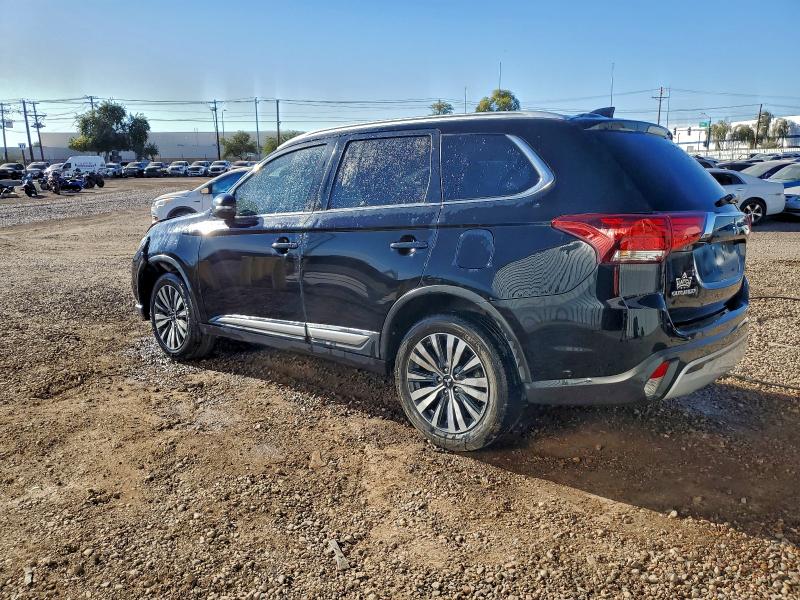 Фото 2 - MITSUBISHI OUTLANDER