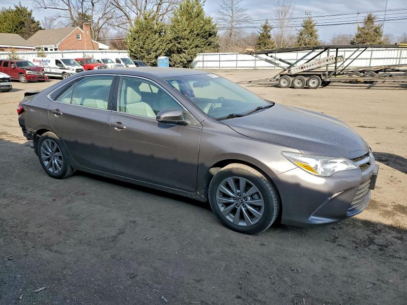 Фото 4 - TOYOTA CAMRY