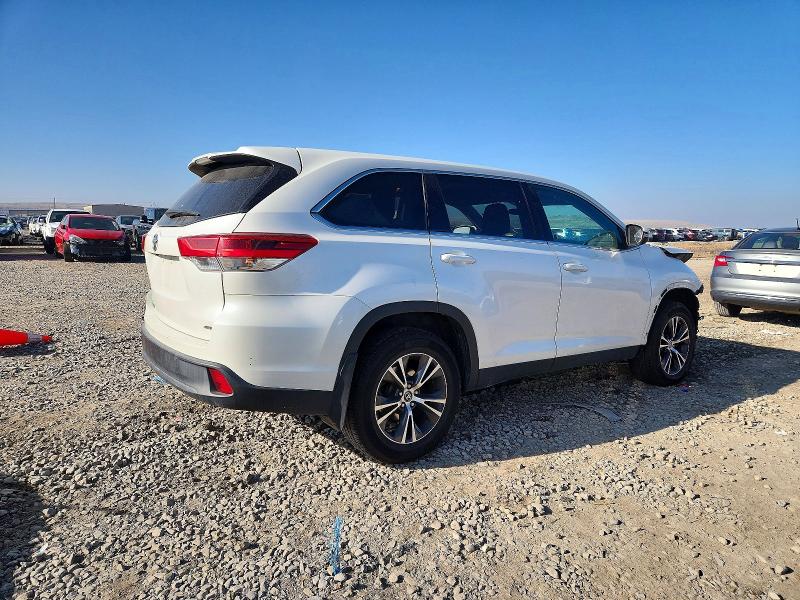 Фото 3 - TOYOTA HIGHLANDER