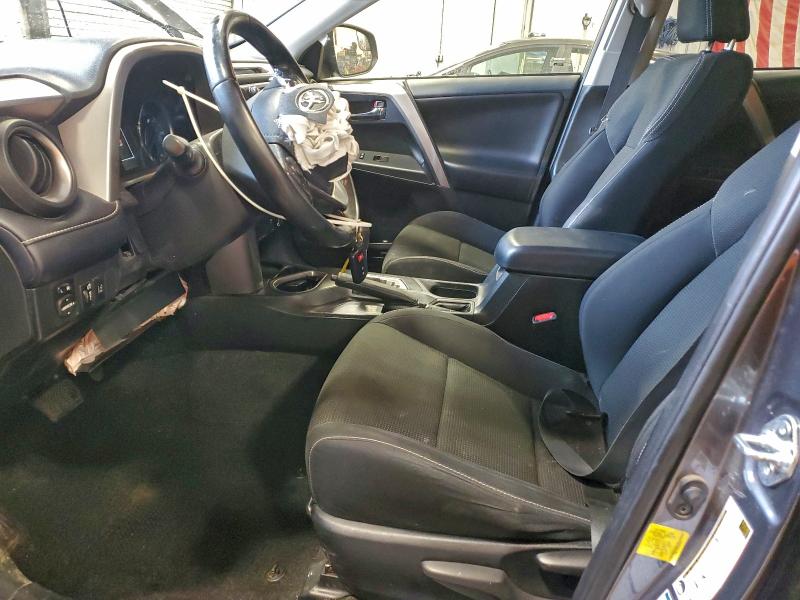 Фото 7 - TOYOTA RAV4