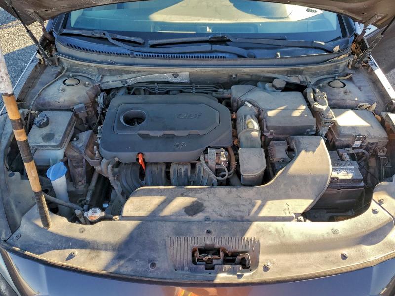 Фото 11 - HYUNDAI SONATA