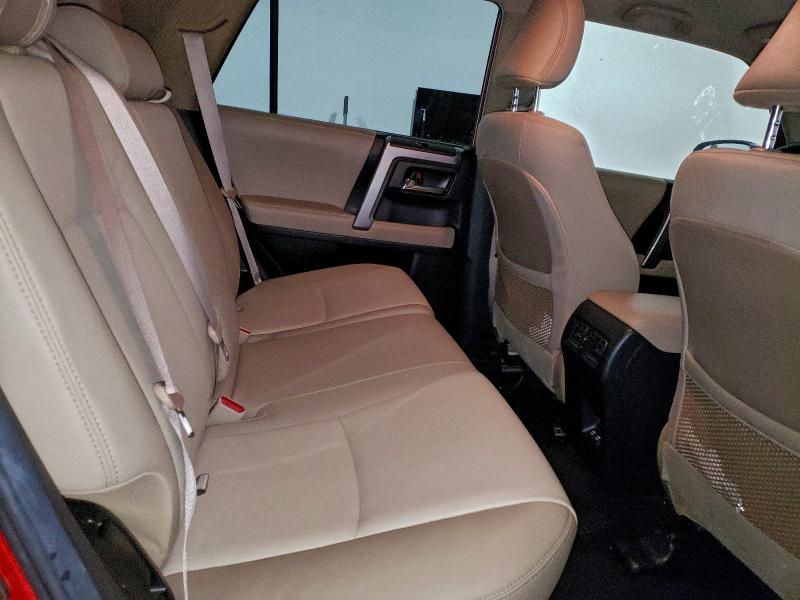 Фото 11 - TOYOTA 4RUNNER