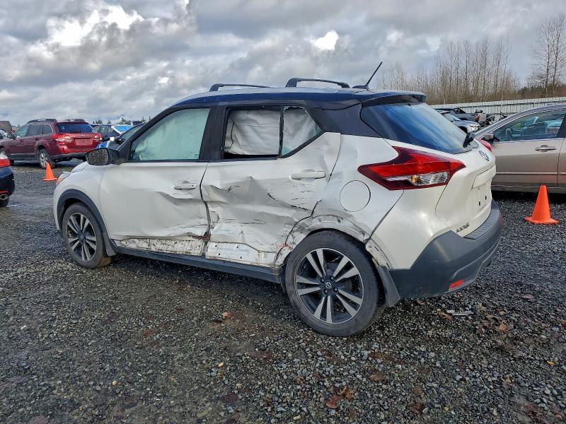 Фото 2 - NISSAN KICKS